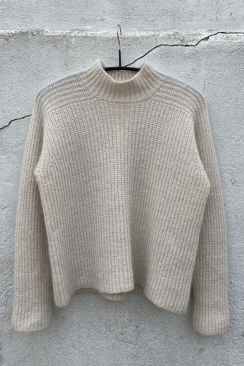 Aviaya Sweater